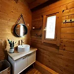 Chalet Au Bord De L'eau *