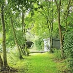 Au Bord De L'eau *