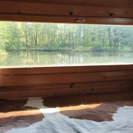 Relaxant Au Bord De L'eau Шале *